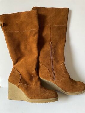 Bjorndal Women's Lyndall Rusty Chestnut Brown Suede Wedge Boots Size 11 M